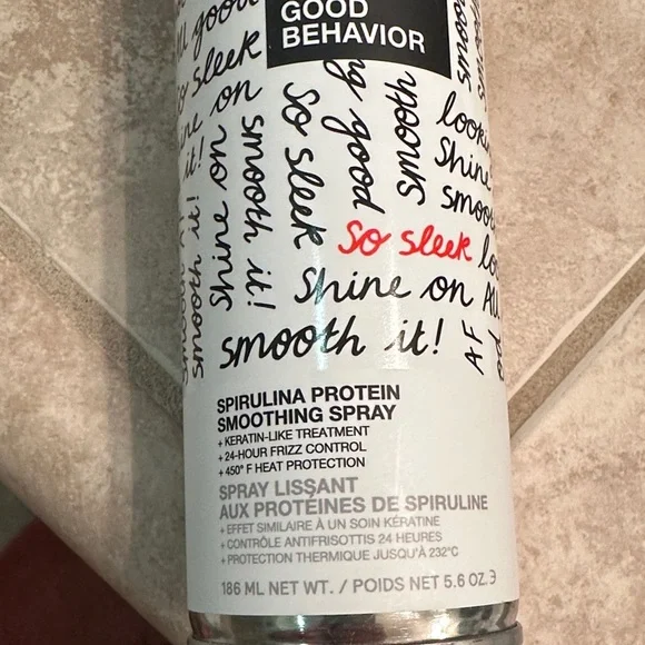 IGK Good Behavior Smoothing Spray - Picture 2 of 2